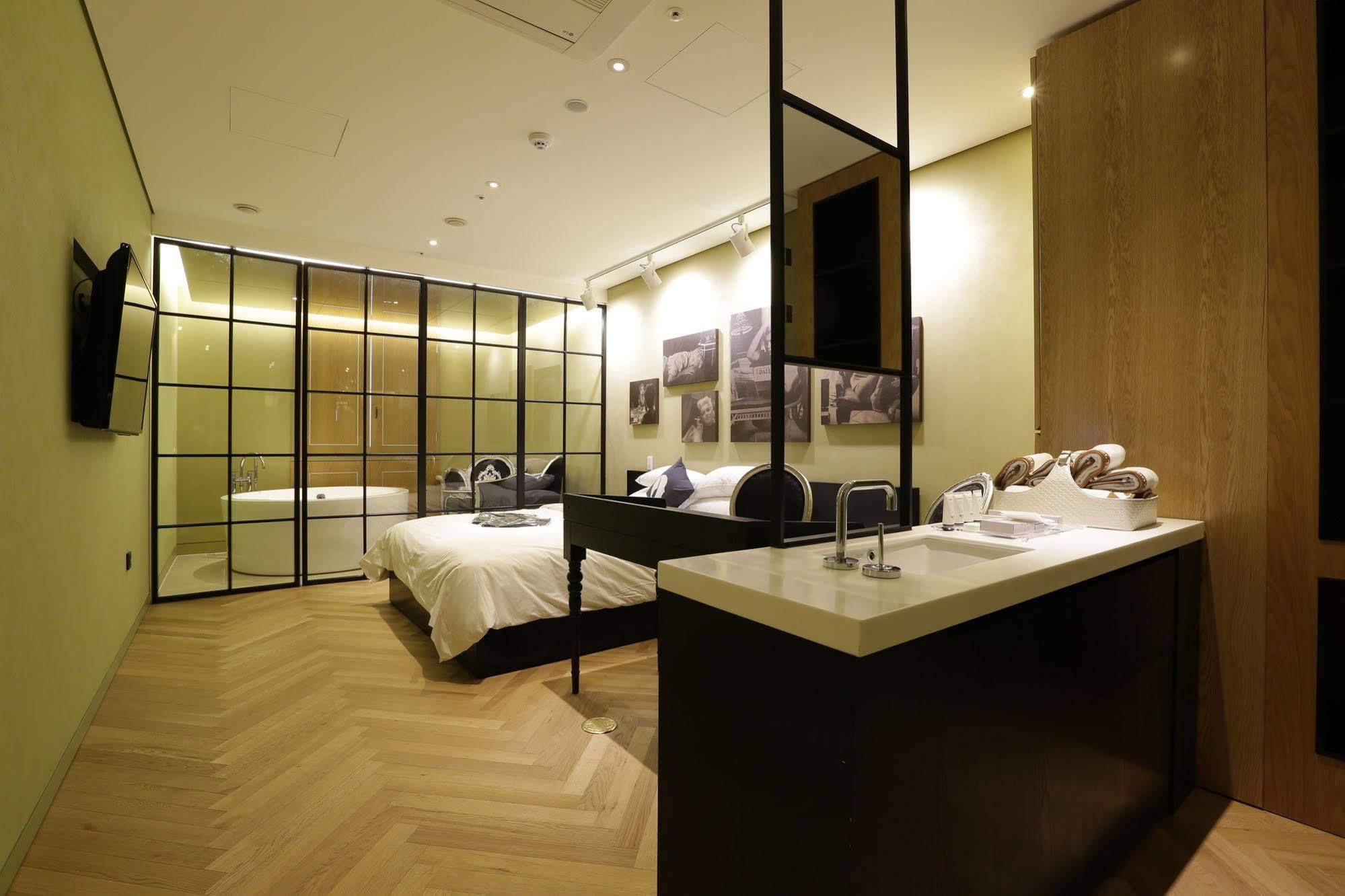 Hotel The Designers Incheon Ngoại thất bức ảnh